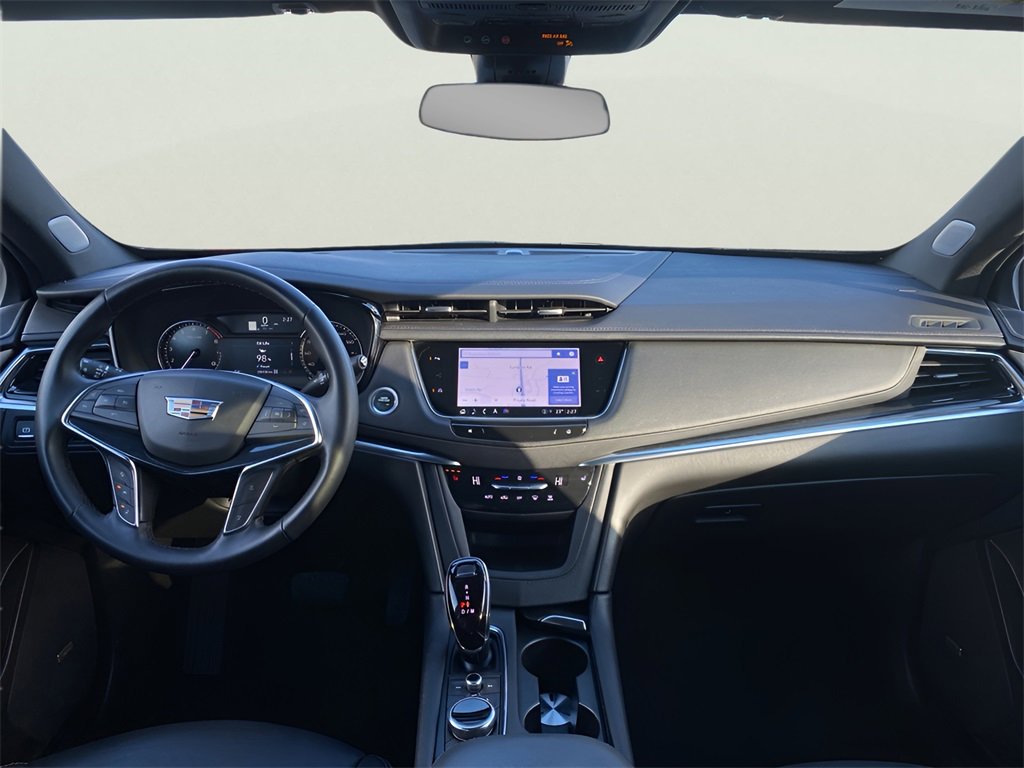 Certified 2025 Cadillac XT5 Premium Luxury image 17