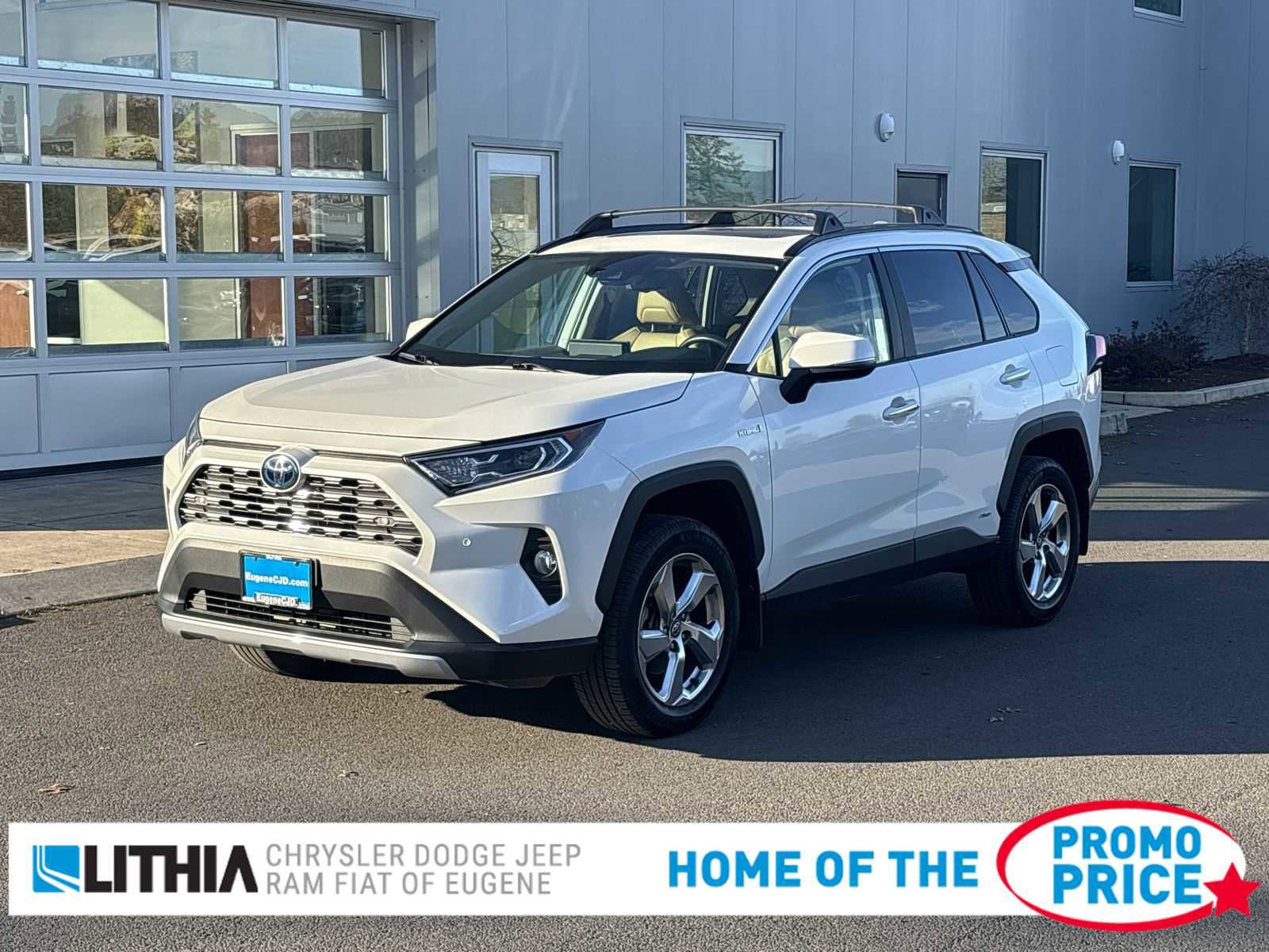 Used 2020 Toyota RAV4 Limited image 1