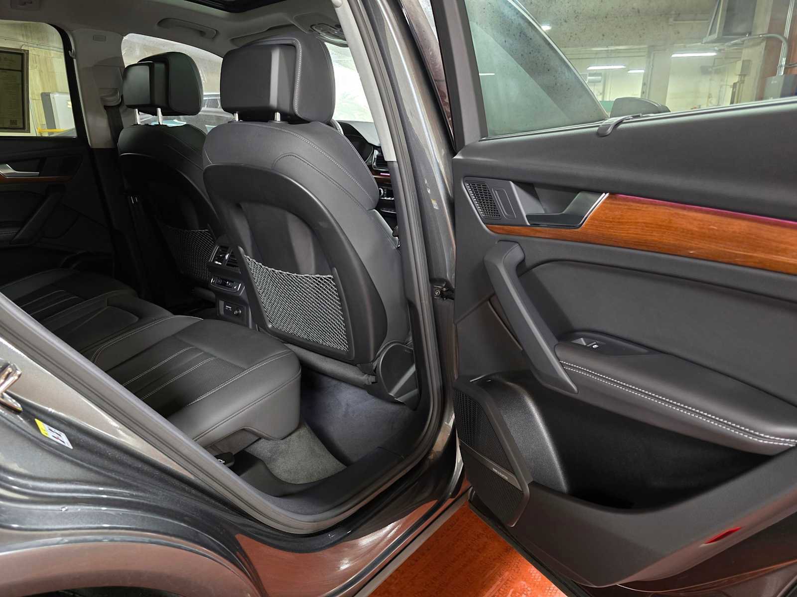 Used 2021 Audi Q5 e Prestige w/ Prestige Package image 15