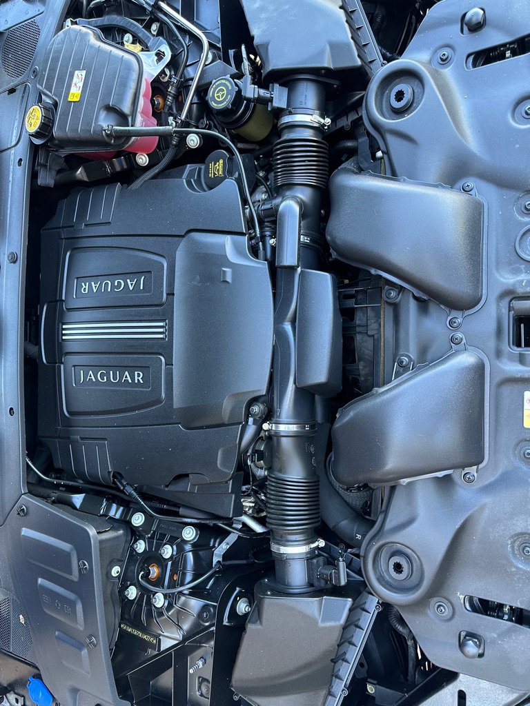 Used 2013 Jaguar XJ L Portfolio image 29