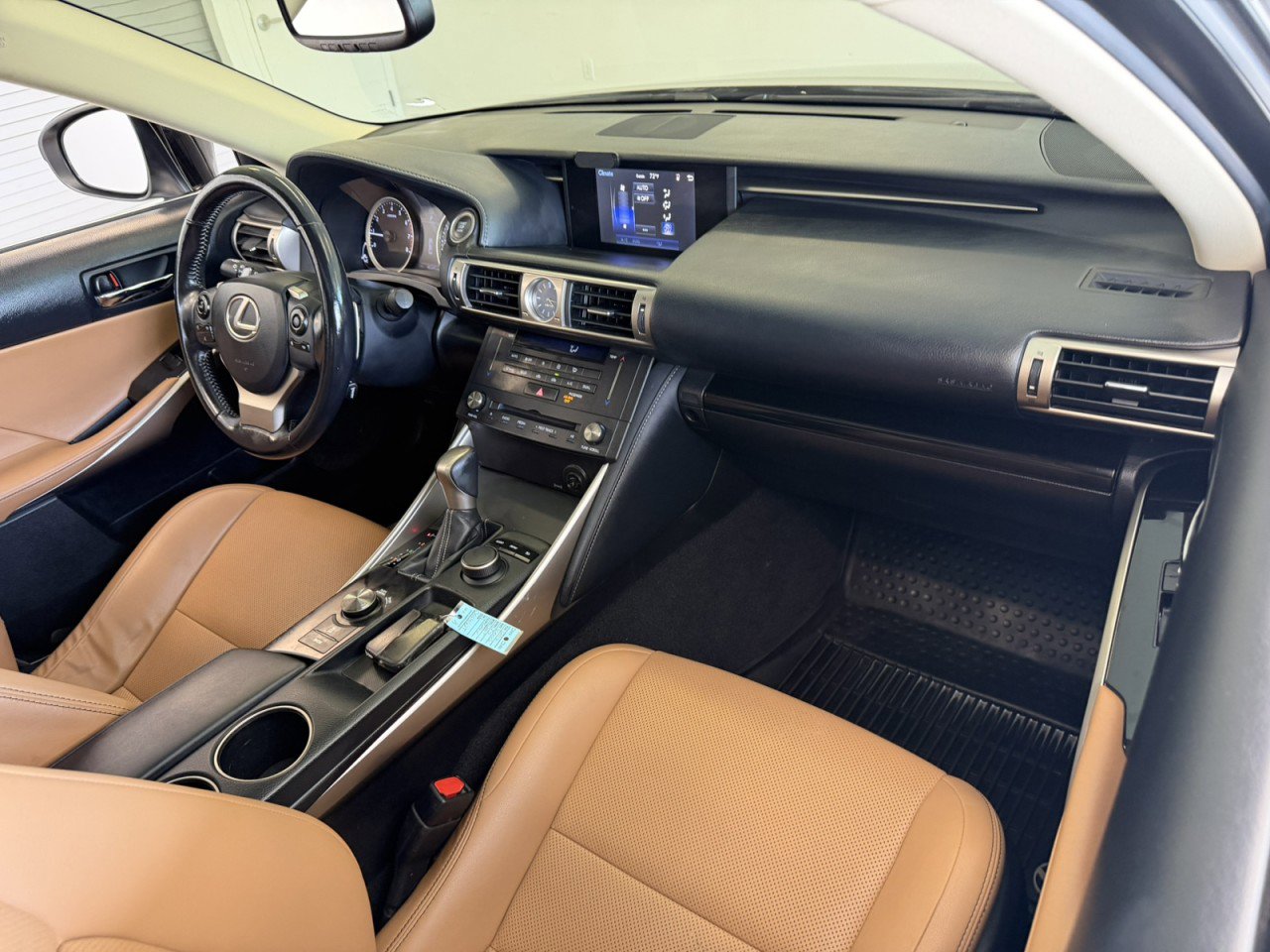 Used 2016 Lexus IS 200t RWD image 41