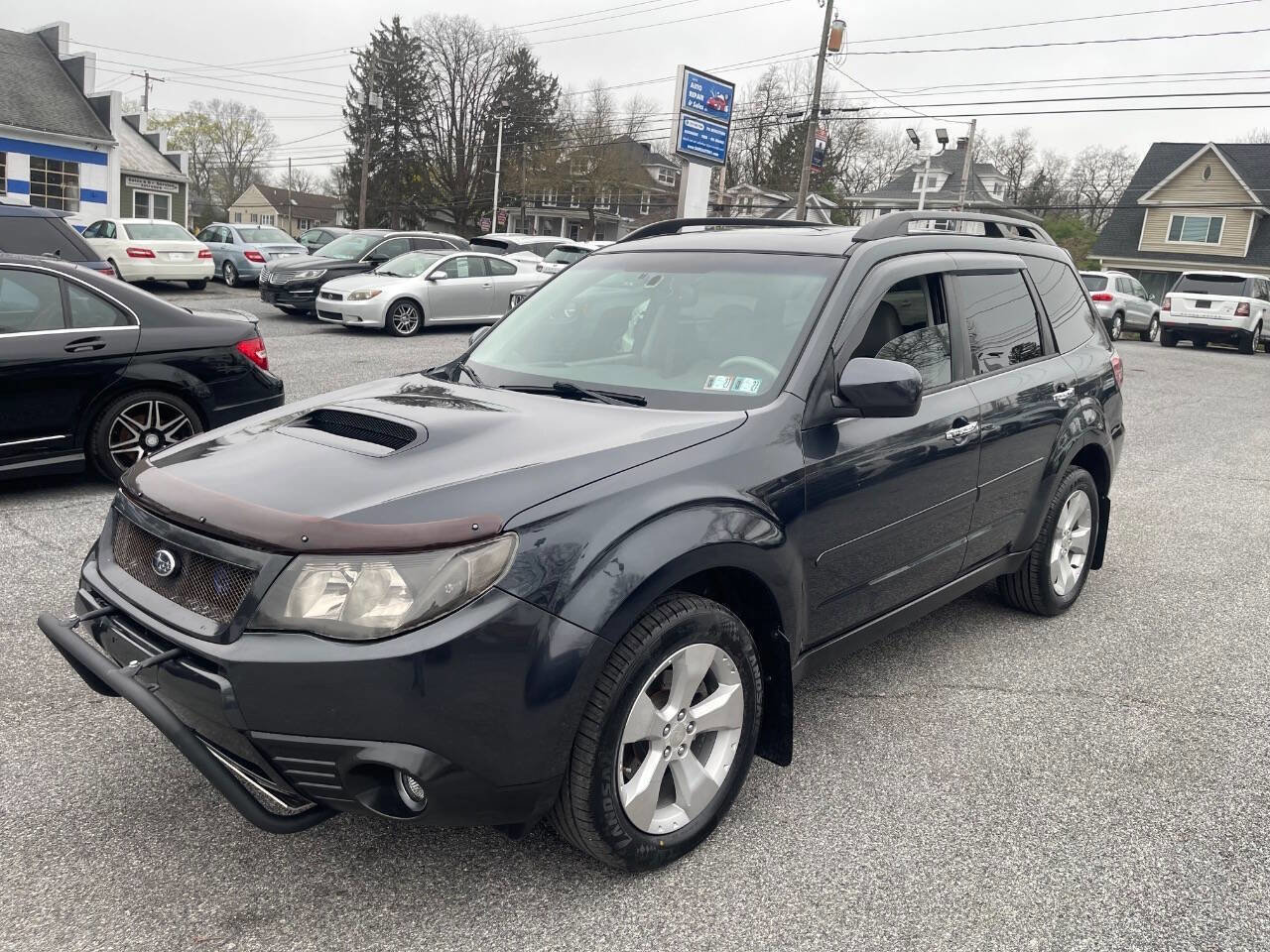 Used 2010 Subaru Forester 2.5XT Limited image 2
