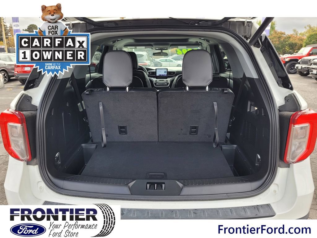 Used 2024 Ford Explorer XLT w/ Equipment Group 202A image 7