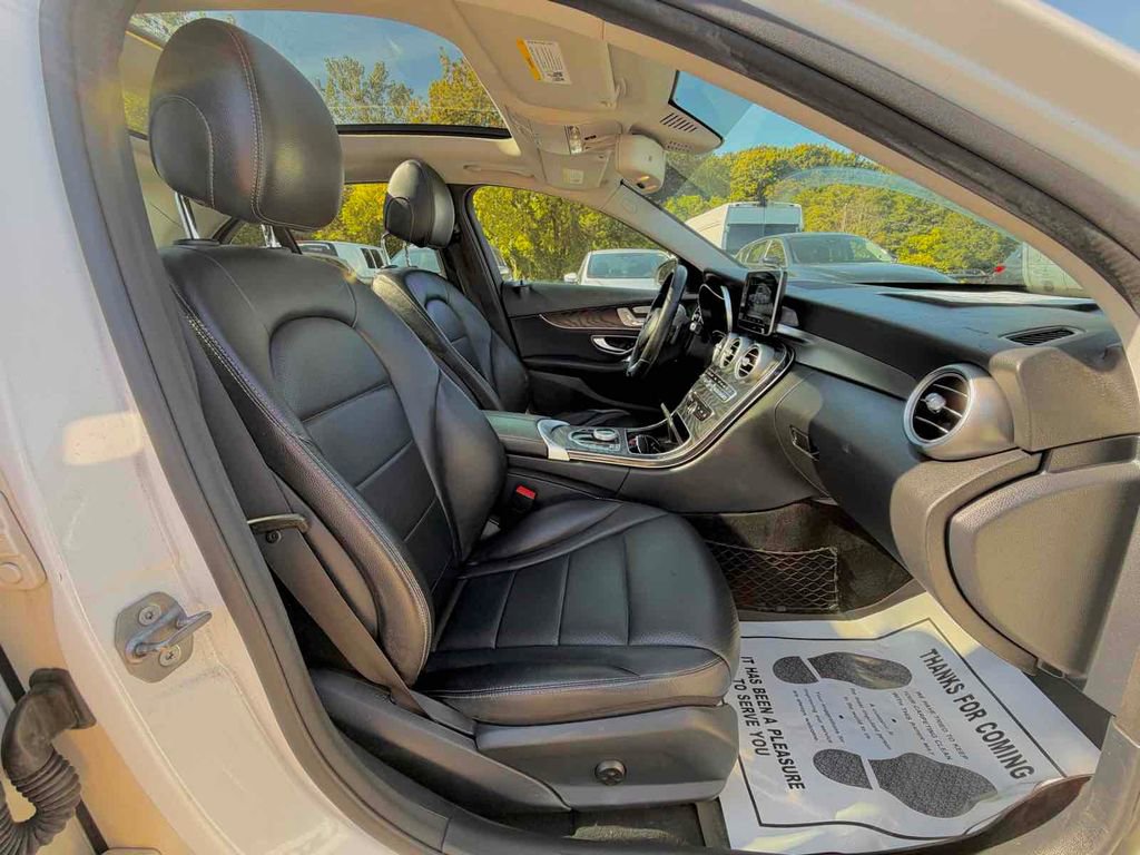 Used 2017 Mercedes-Benz C 300 4MATIC Sedan image 13