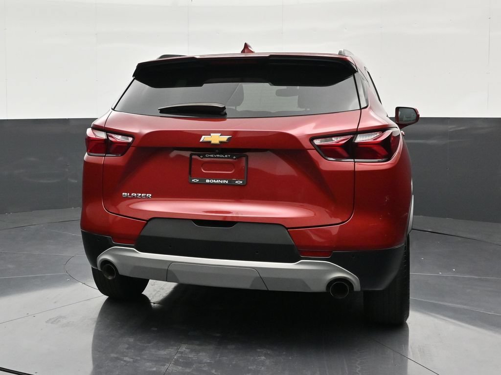 Used 2019 Chevrolet Blazer LT FWD image 4