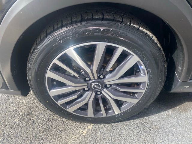 Used 2024 Nissan Kicks SV image 9