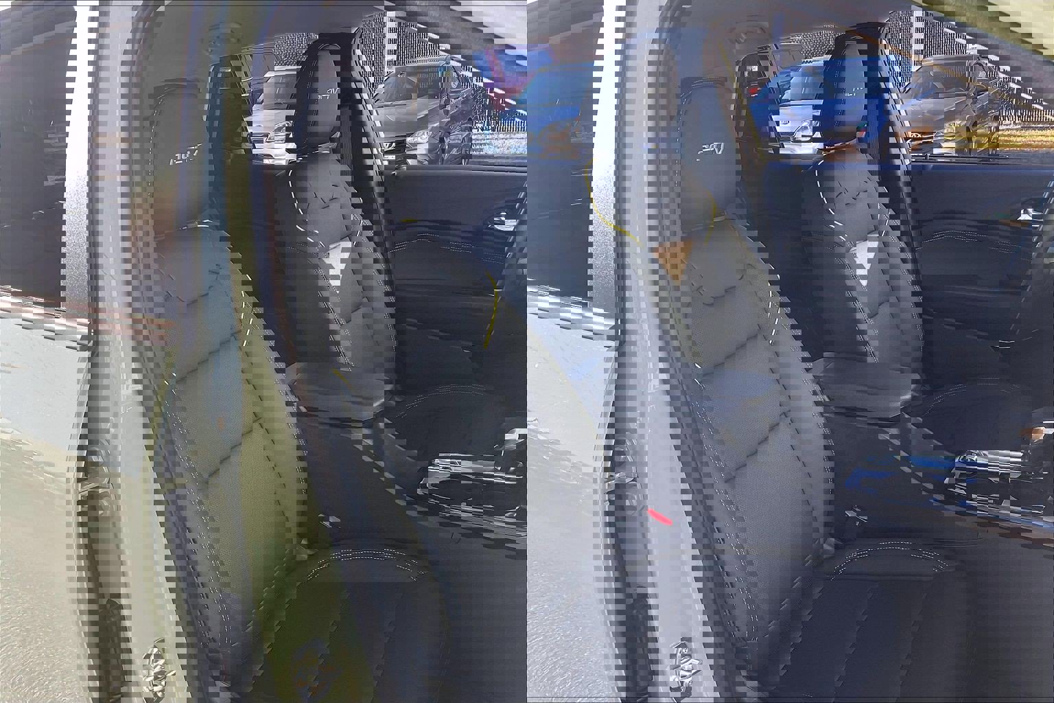 Used 2025 Chevrolet Trax ACTIV image 9