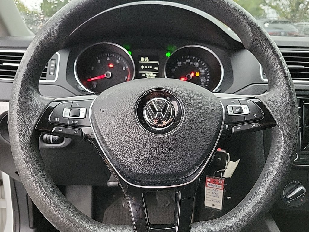 Used 2017 Volkswagen Jetta S FWD image 10