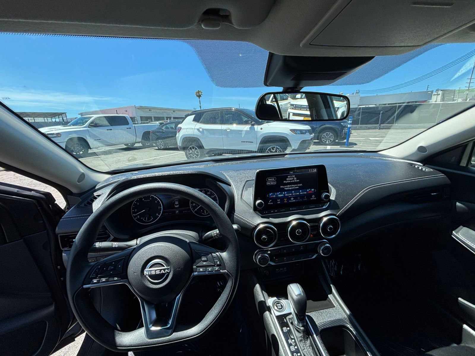 Used 2025 Nissan Sentra SV image 33