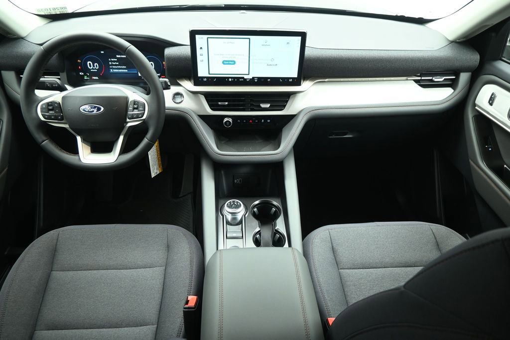 New 2026 Ford Explorer Active RWD image 21