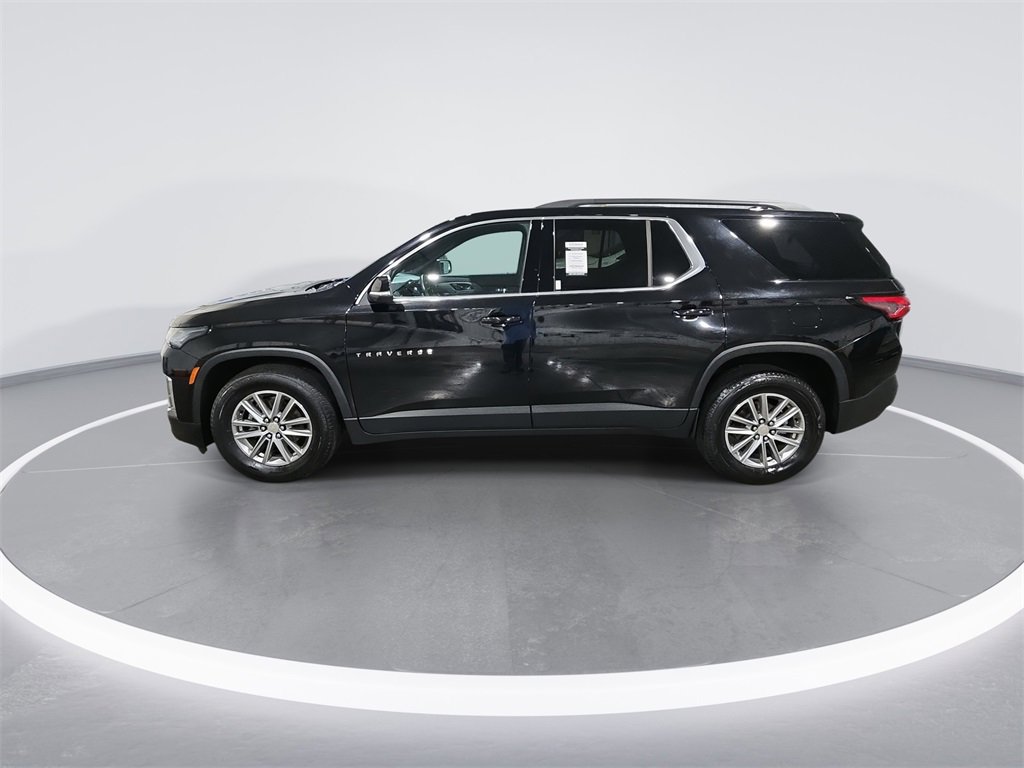 Used 2023 Chevrolet Traverse LT image 5