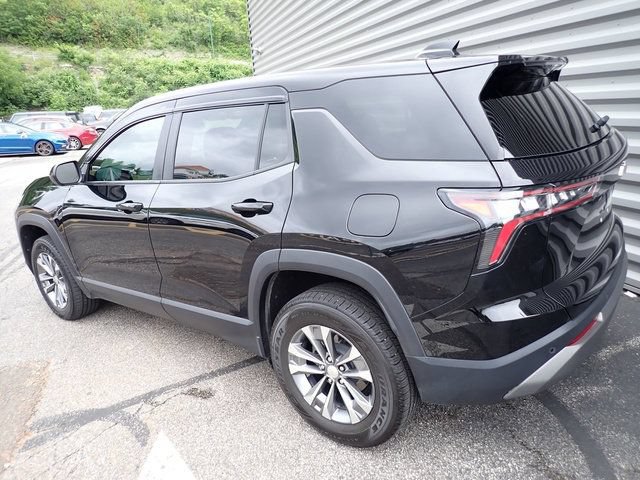 Used 2025 Chevrolet Equinox LT AWD/4WD image 4