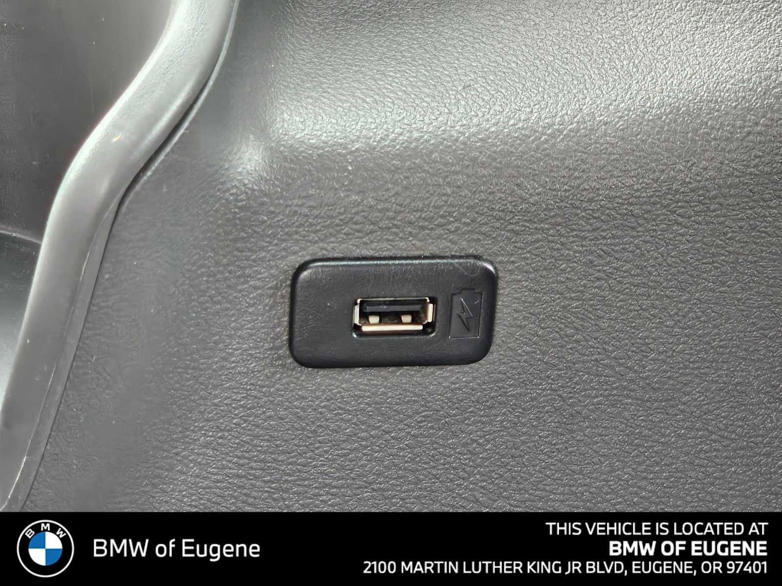 Used 2023 Ford Transit 350 XLT image 20