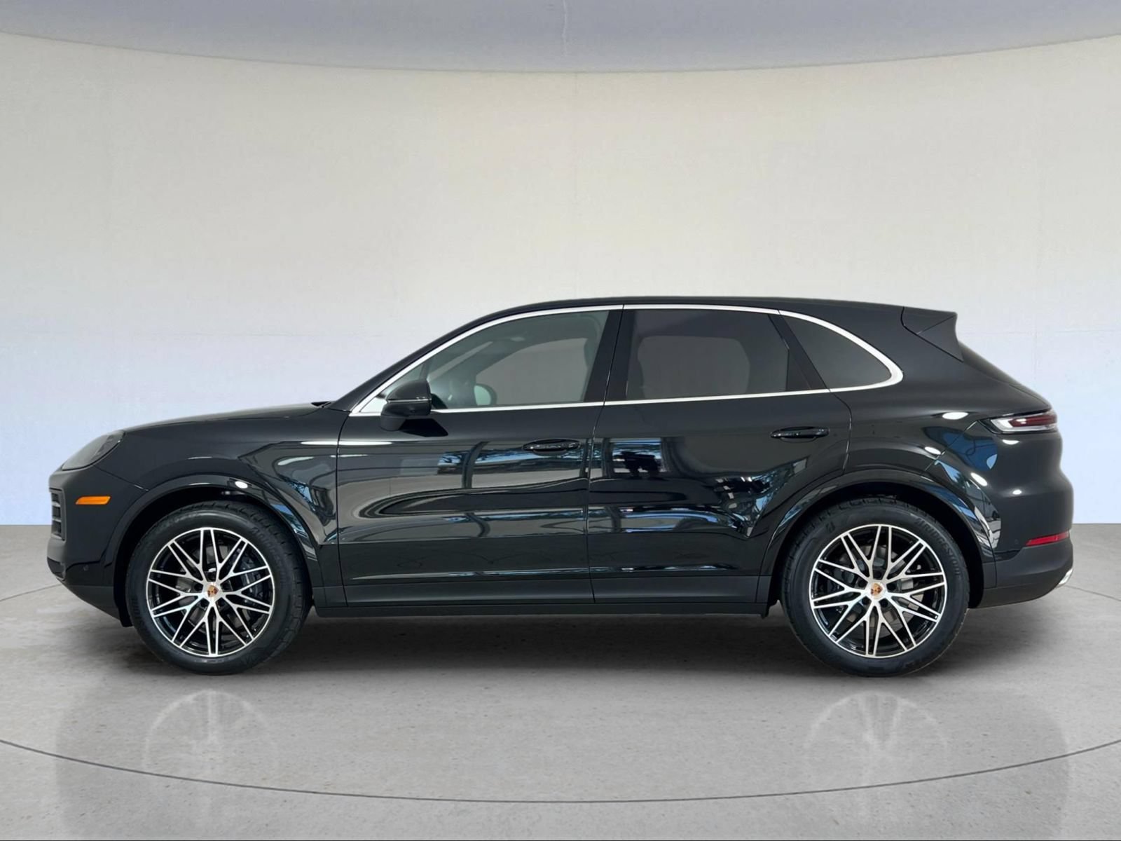 New 2026 Porsche Cayenne AWD/4WD image 2