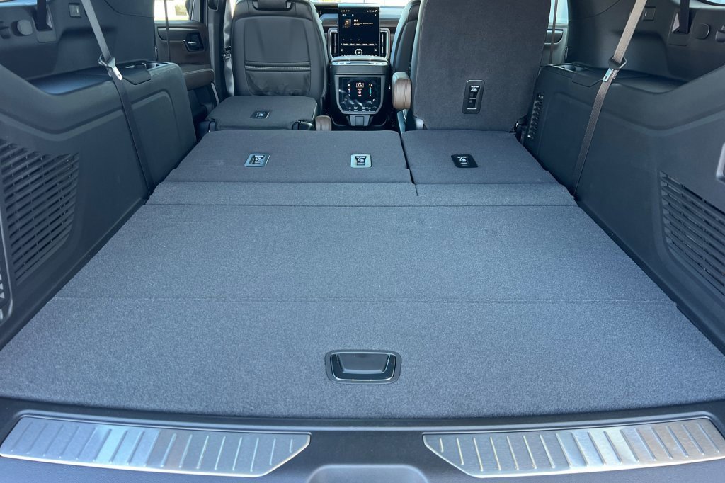 New 2026 GMC Yukon XL Denali Ultimate image 14