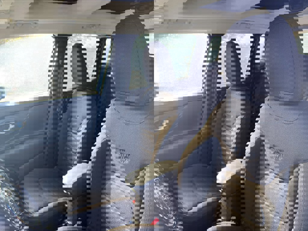 Used 2017 Jeep Renegade Altitude image 13