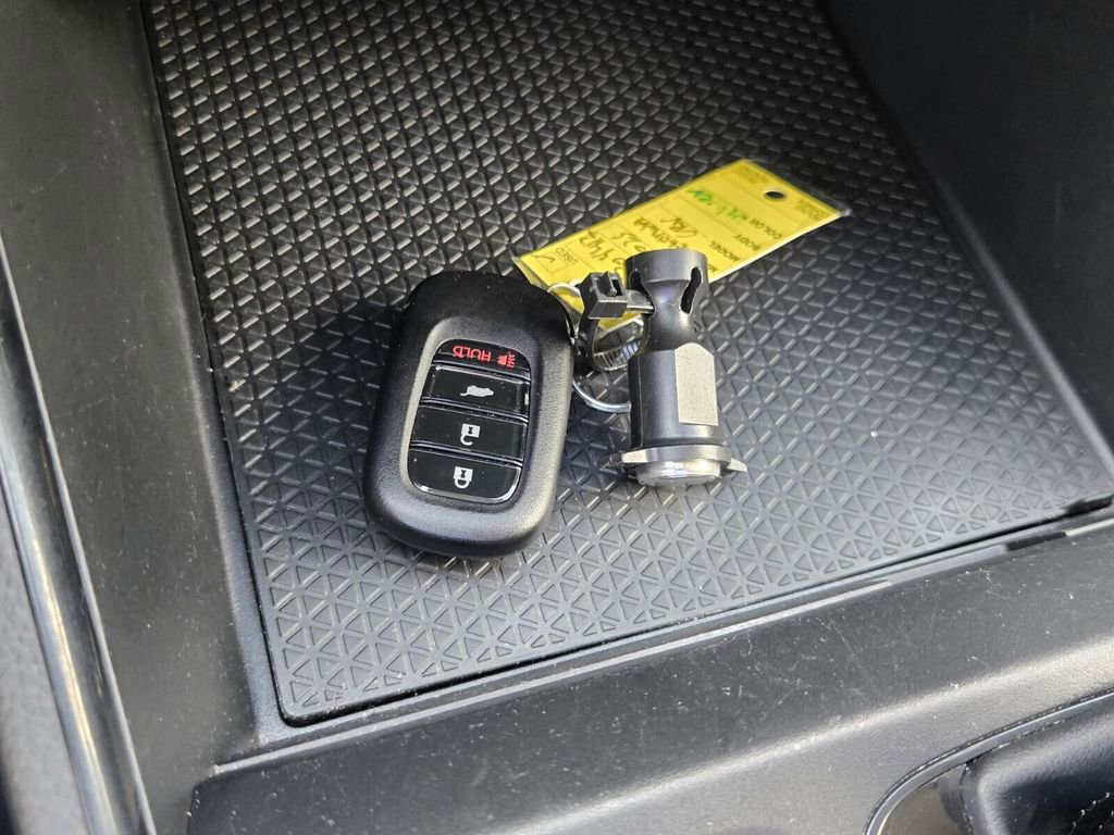 Certified 2025 Honda CR-V LX image 17