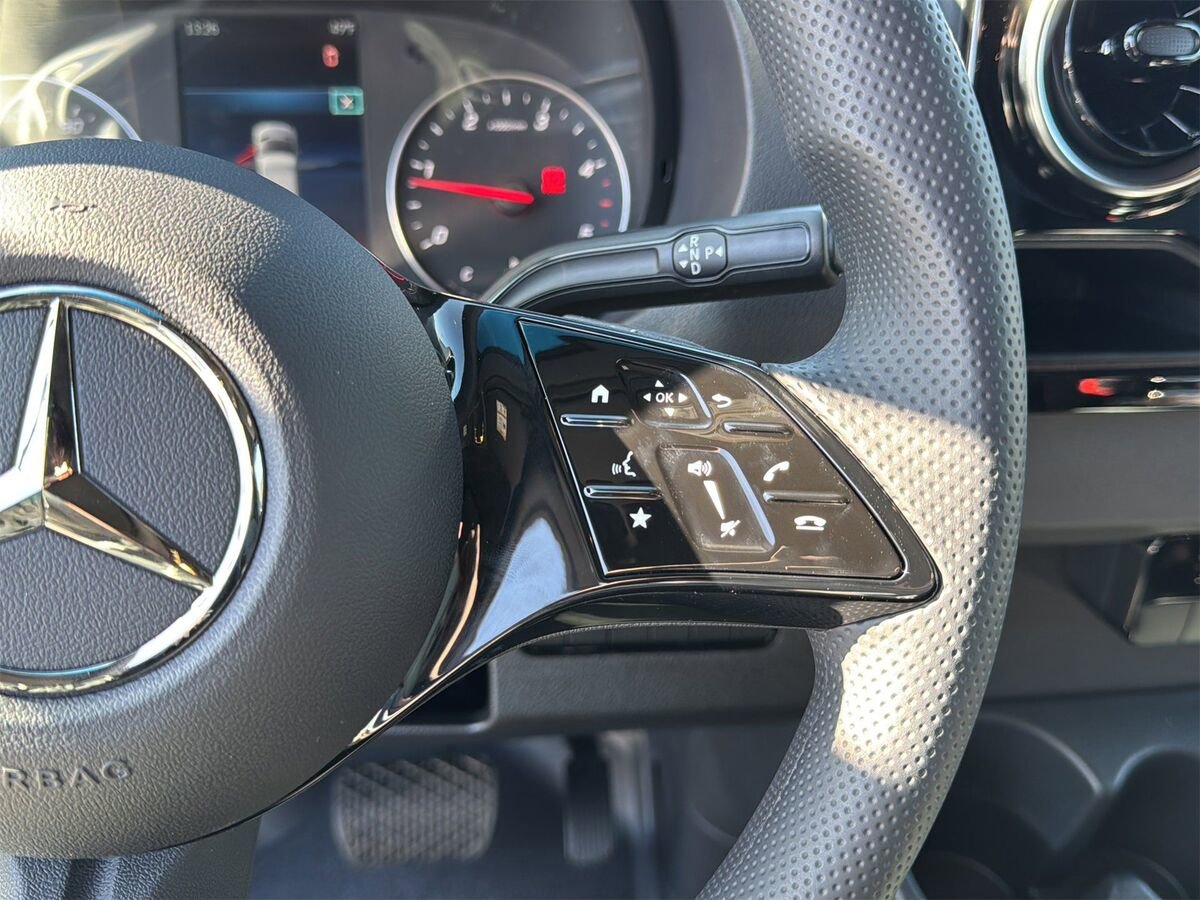 New 2026 Mercedes-Benz Sprinter 2500 image 18