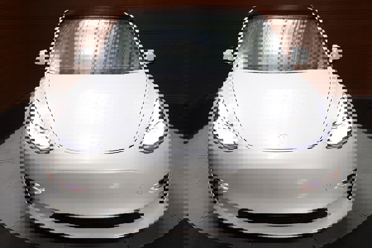 Used 2023 Tesla Model 3 Long Range image 2