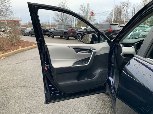 New 2025 Toyota RAV4 XLE w/ Convenience Package image 15