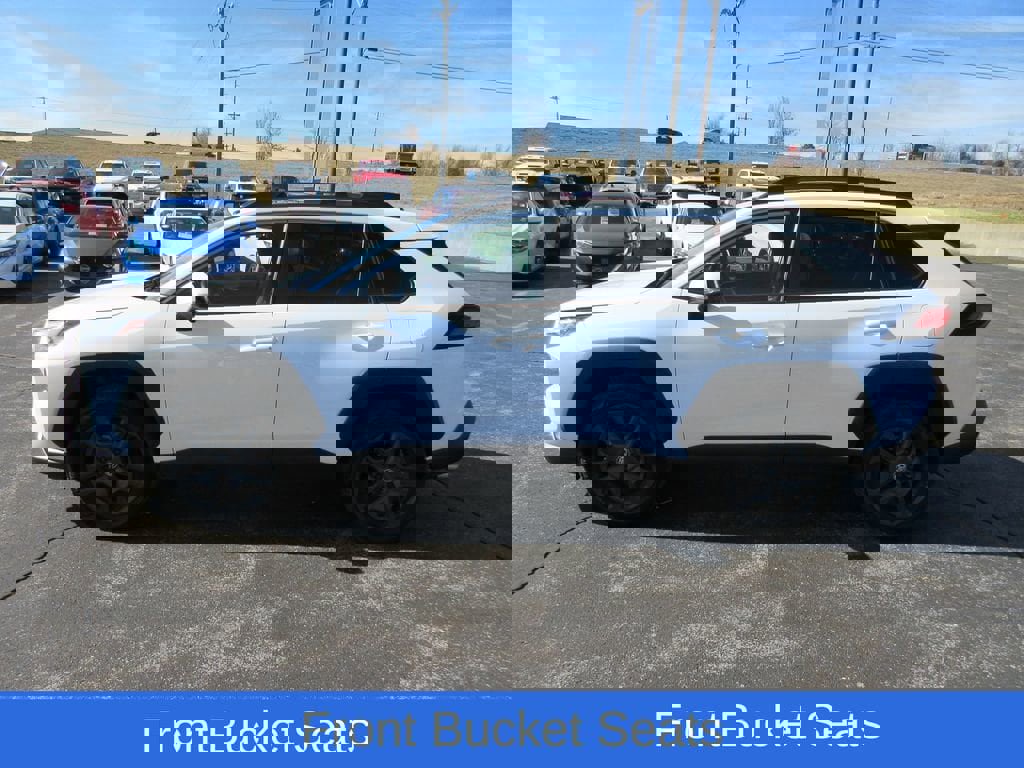 Used 2024 Toyota RAV4 Adventure video 2