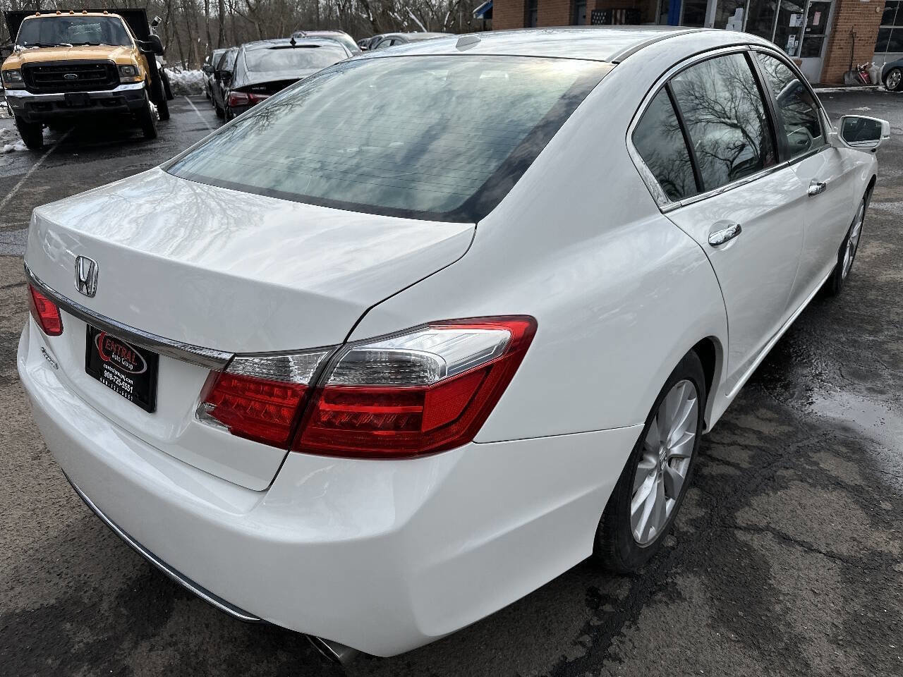 Used 2014 Honda Accord EX-L image 5