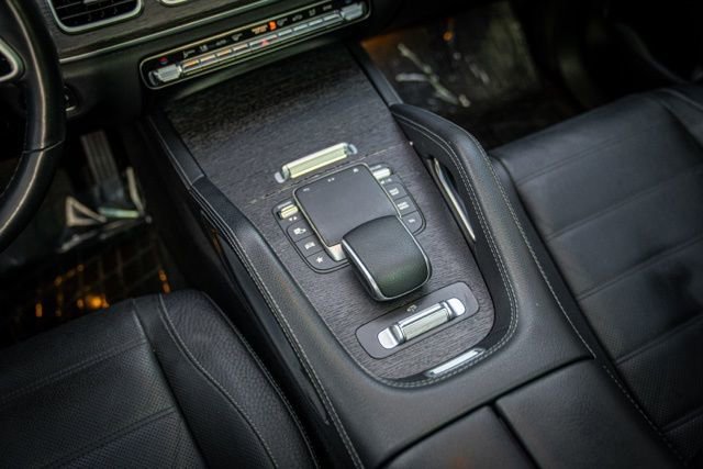 Used 2022 Mercedes-Benz GLS 450 4MATIC image 36
