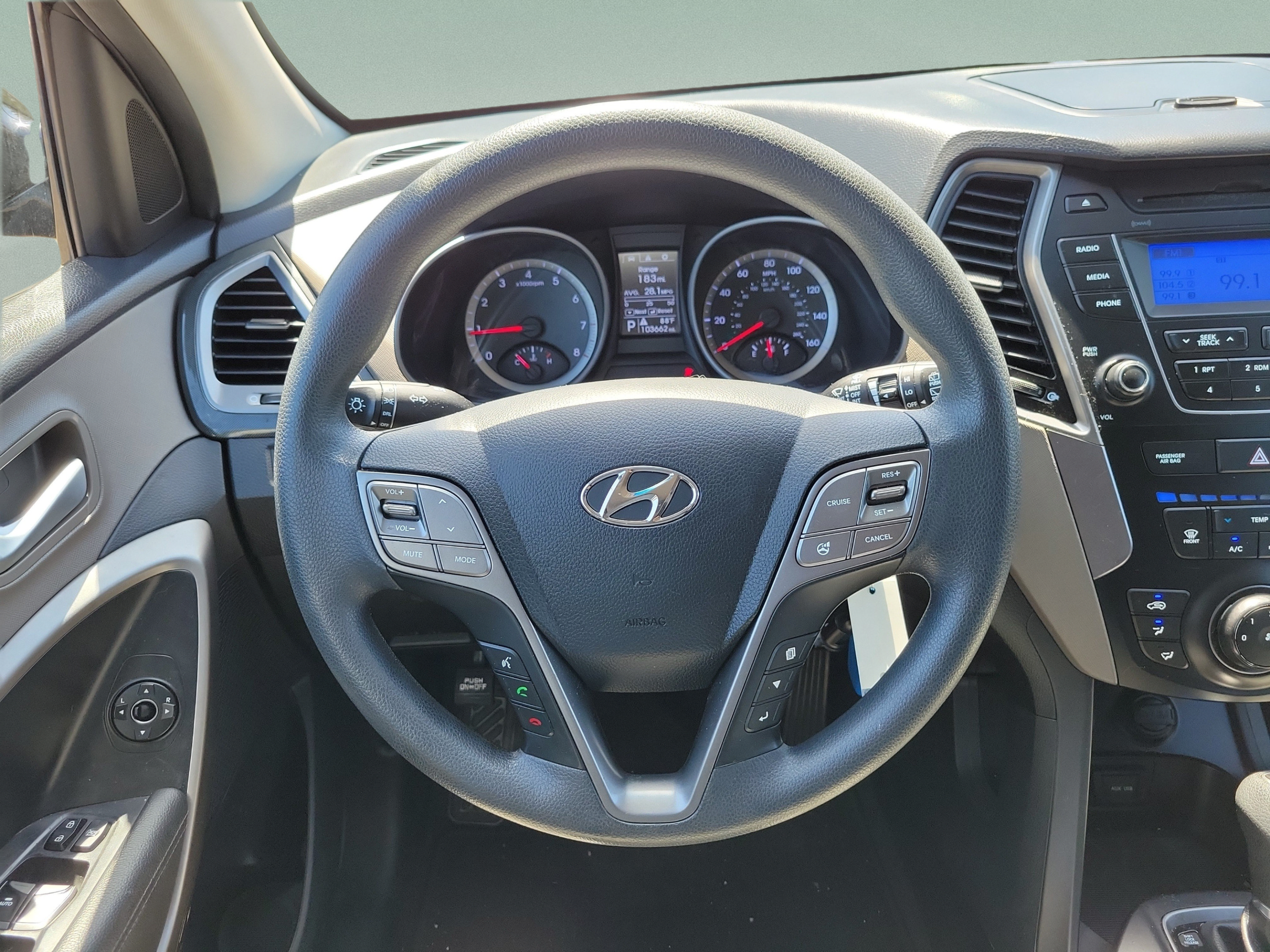 Used 2015 Hyundai Santa Fe Sport FWD image 12