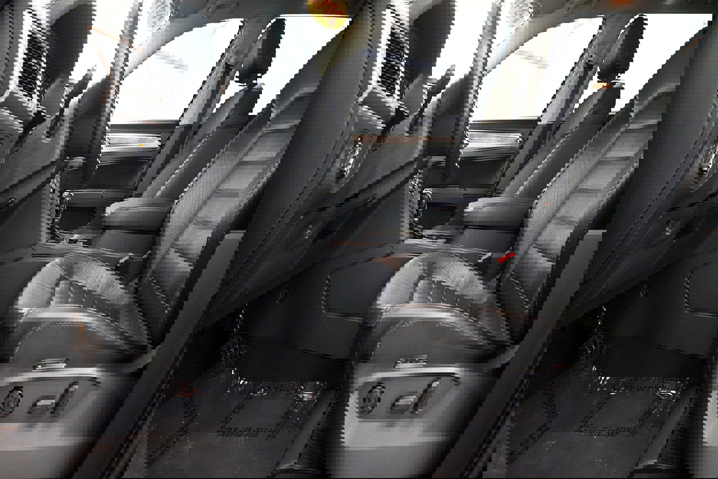 Used 2019 Volkswagen Atlas SEL Premium image 5