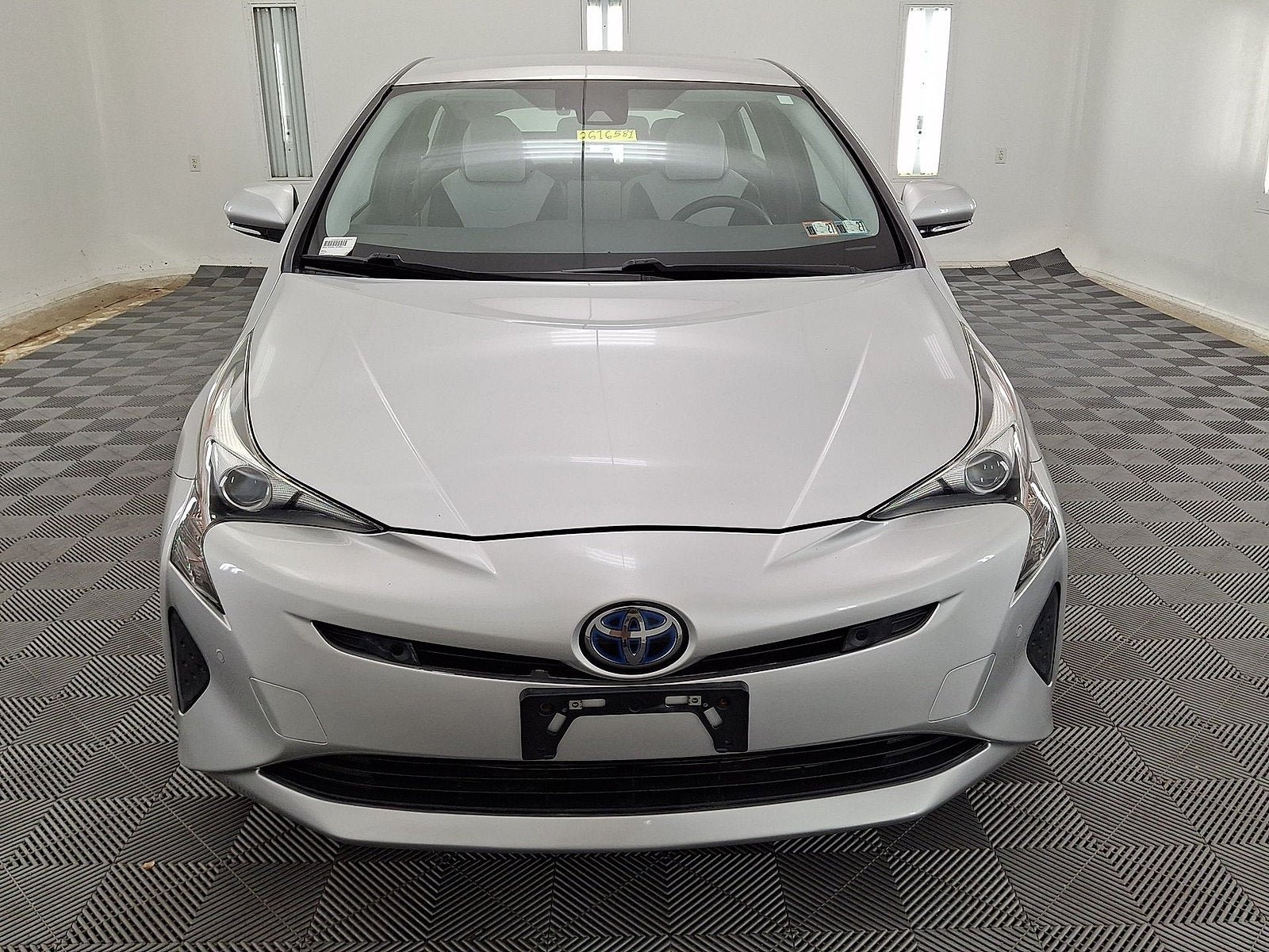 Used 2017 Toyota Prius Four FWD image 21