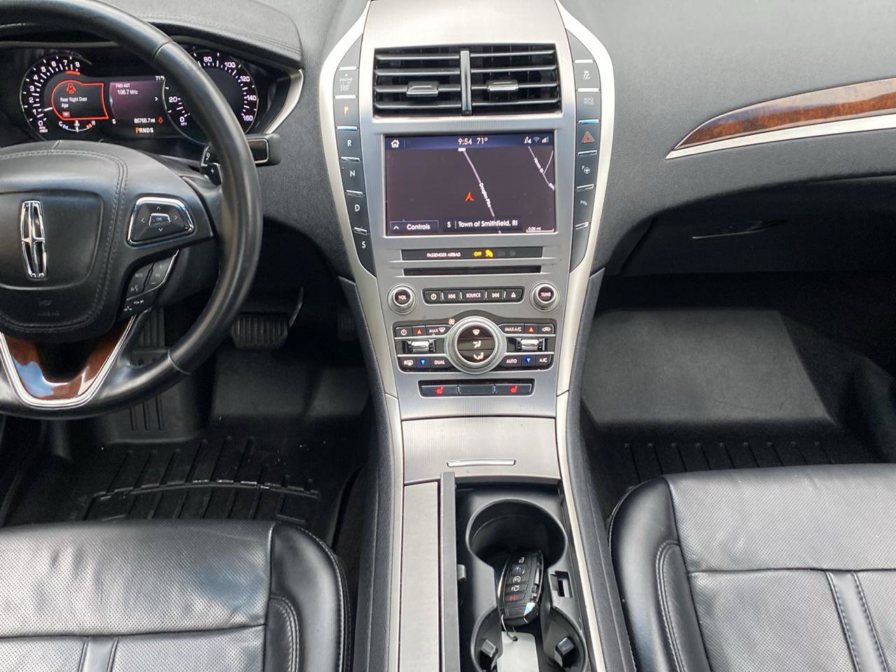 Used 2020 Lincoln MKZ Reserve AWD/4WD image 22