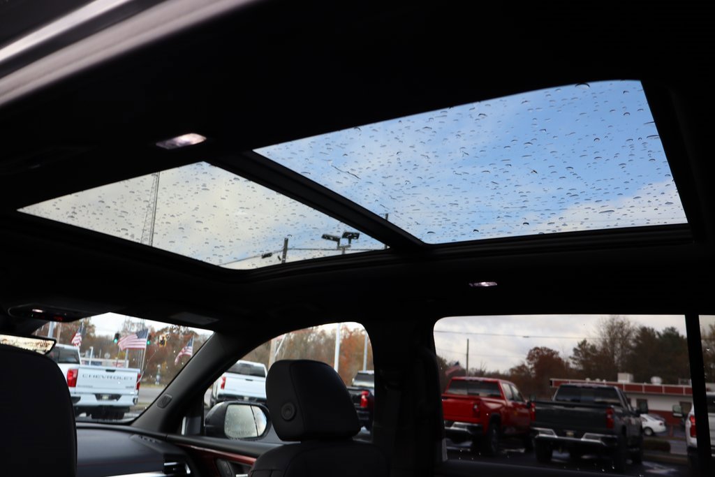 New 2026 Chevrolet Traverse RS image 29