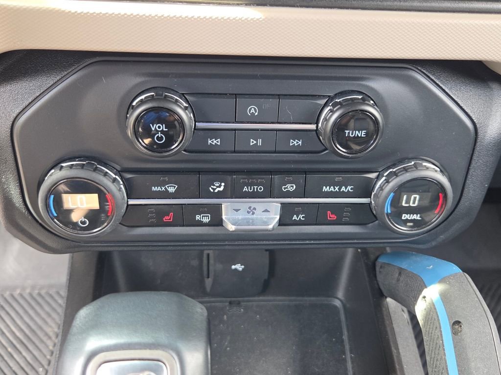 Used 2023 Ford Bronco Wildtrak image 20