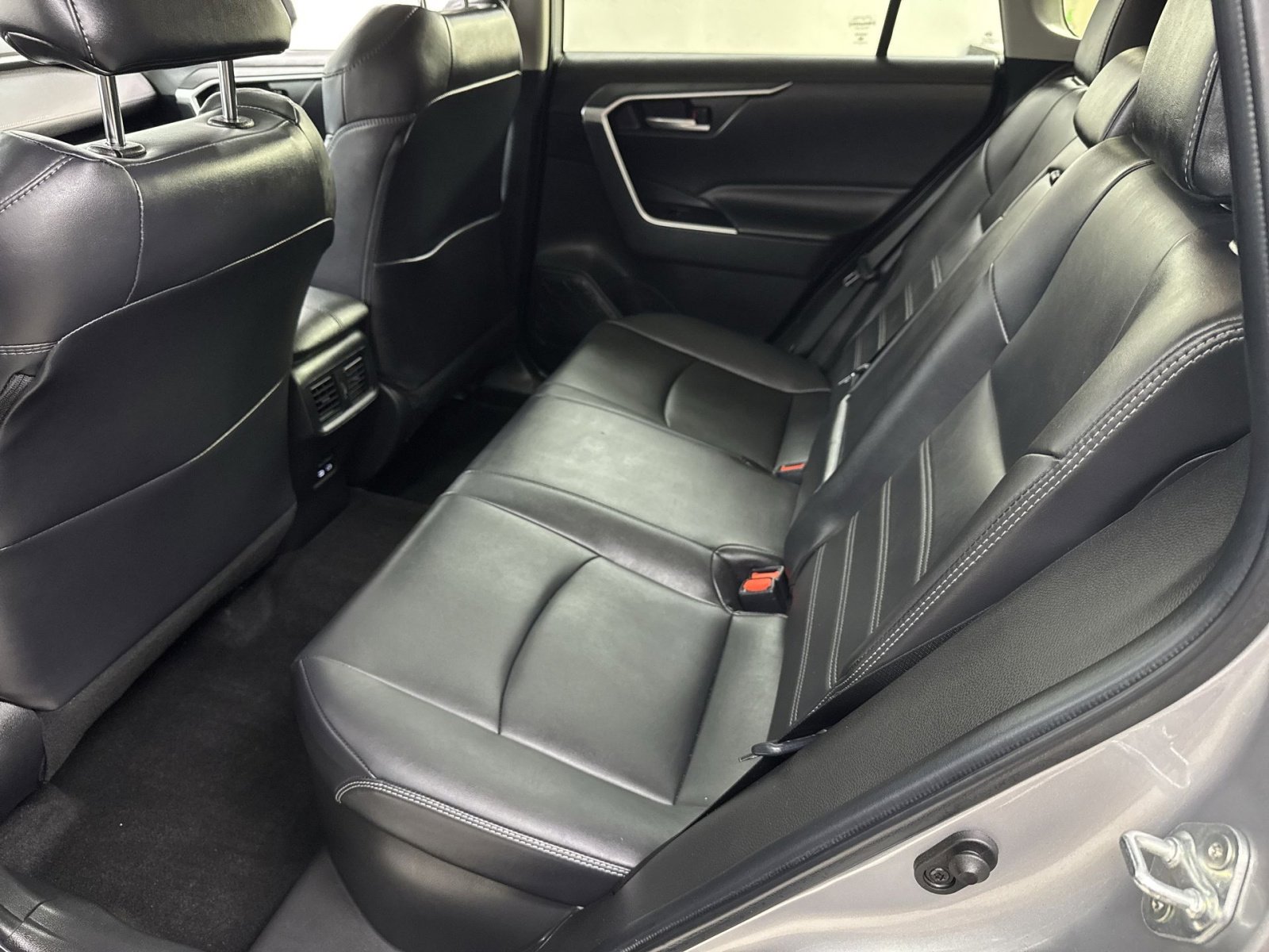 Used 2023 Toyota RAV4 XLE Premium AWD/4WD image 37