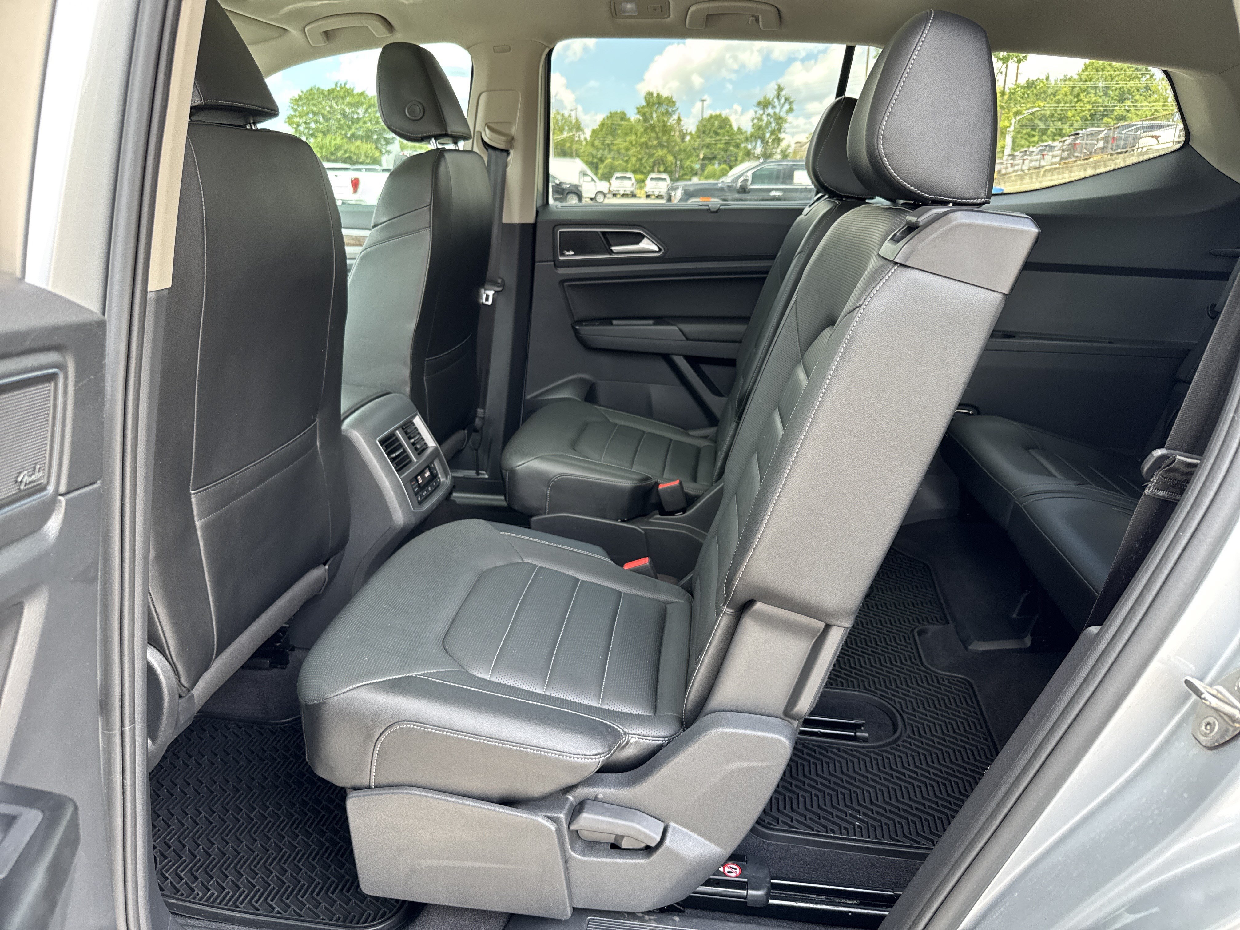 Used 2019 Volkswagen Atlas SEL Premium AWD/4WD image 27