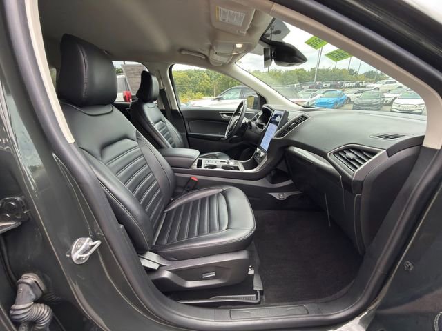 Used 2023 Ford Edge SEL w/ Convenience Package image 9