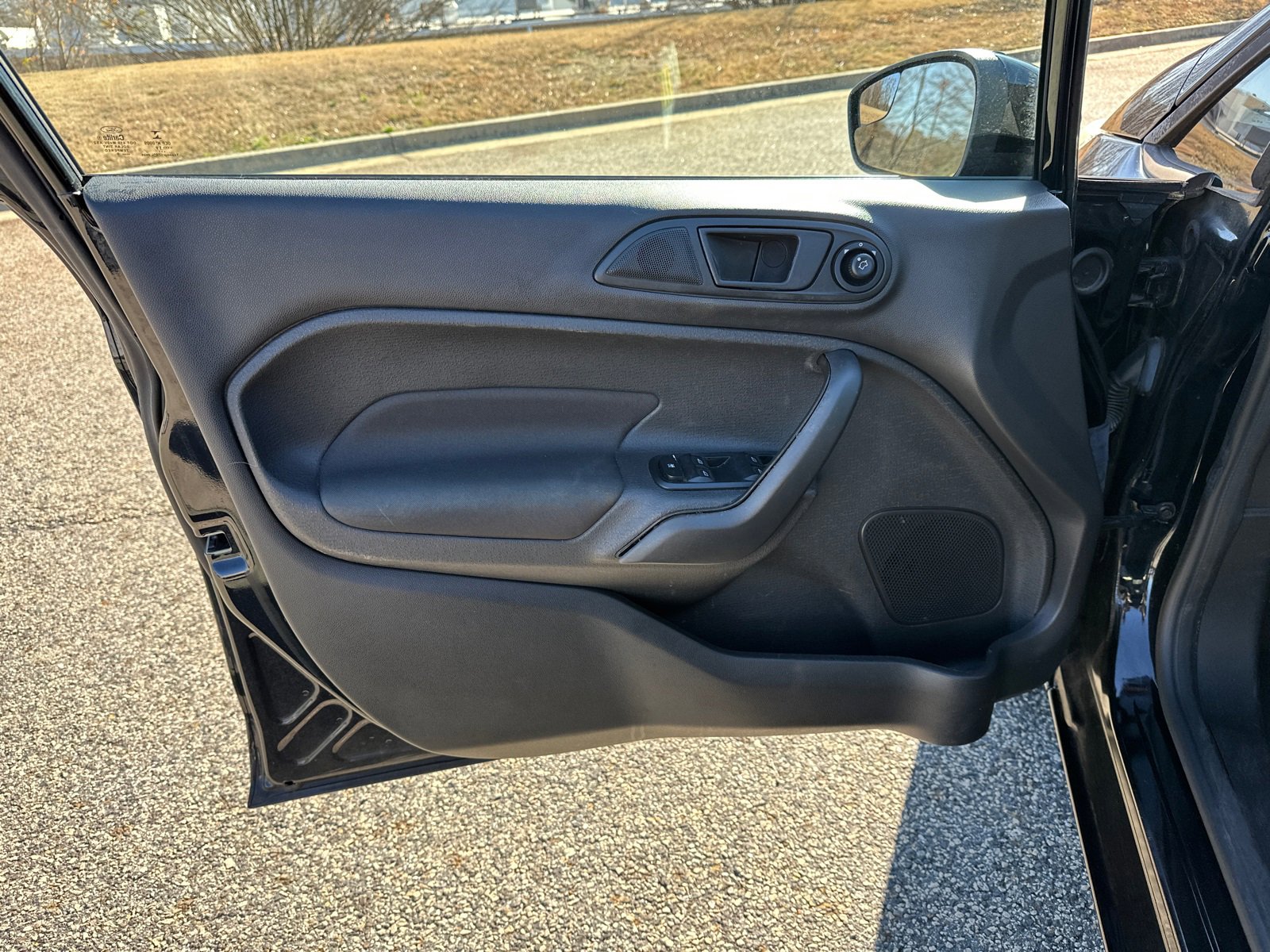 Used 2019 Ford Fiesta SE image 10