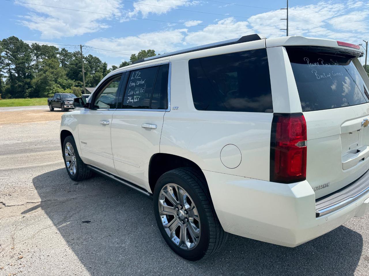 Used 2015 Chevrolet Tahoe LTZ RWD image 19