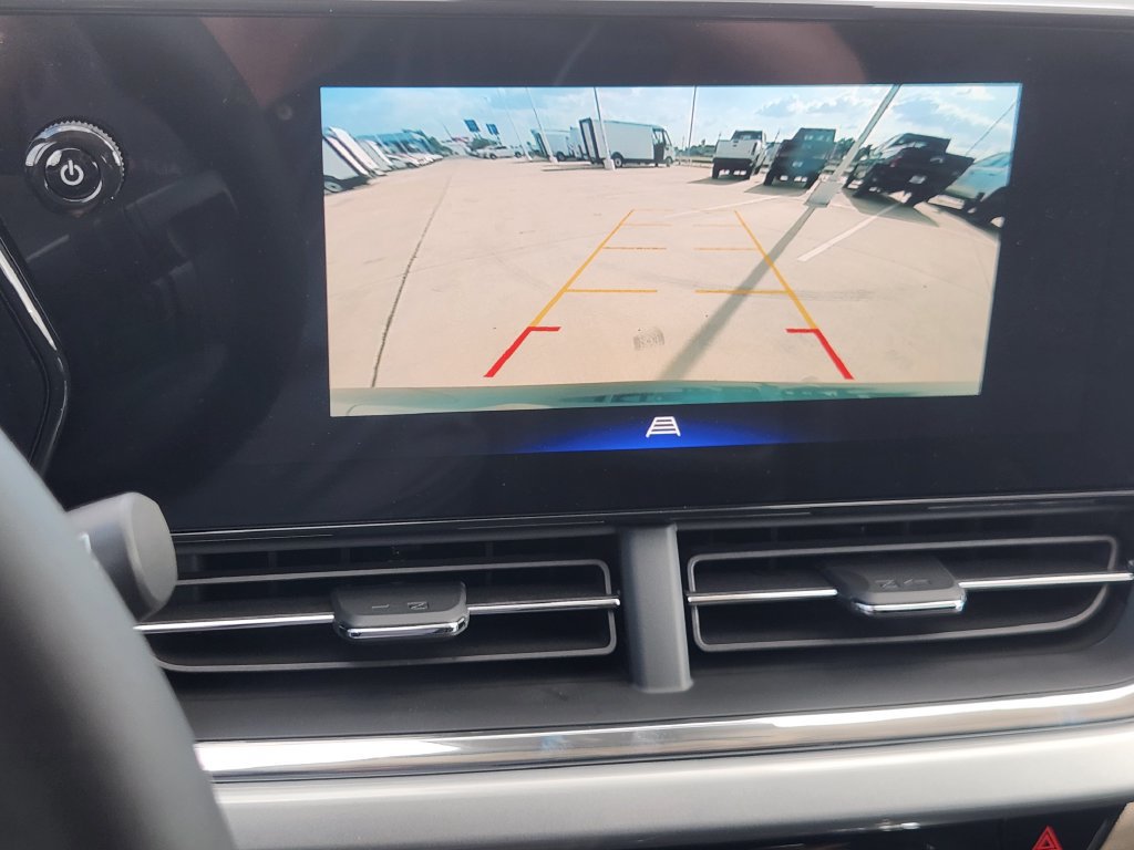 New 2026 Chevrolet Trax LT w/ Driver Confidence Package FWD image 13