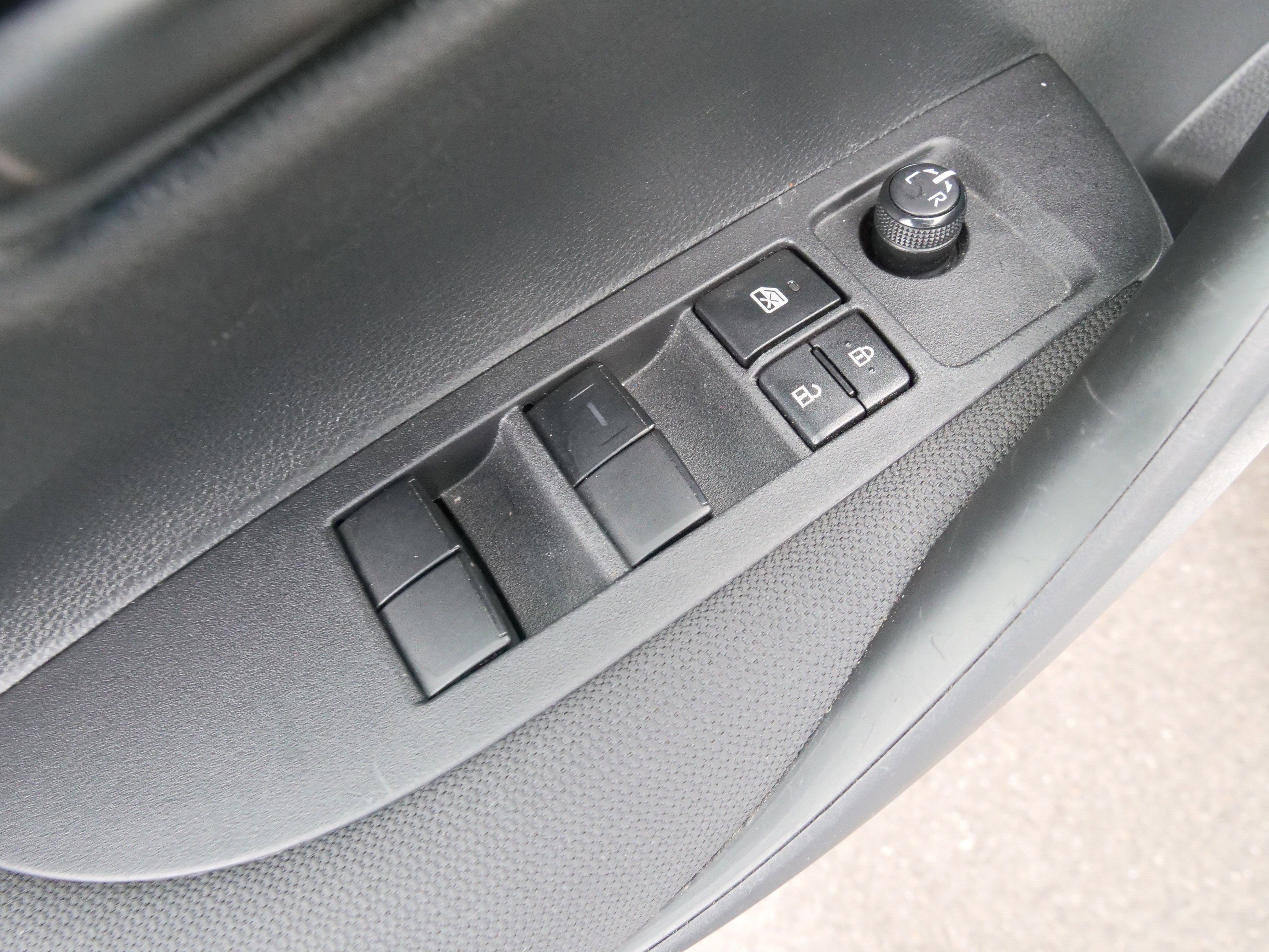 Used 2023 Toyota Corolla LE image 17