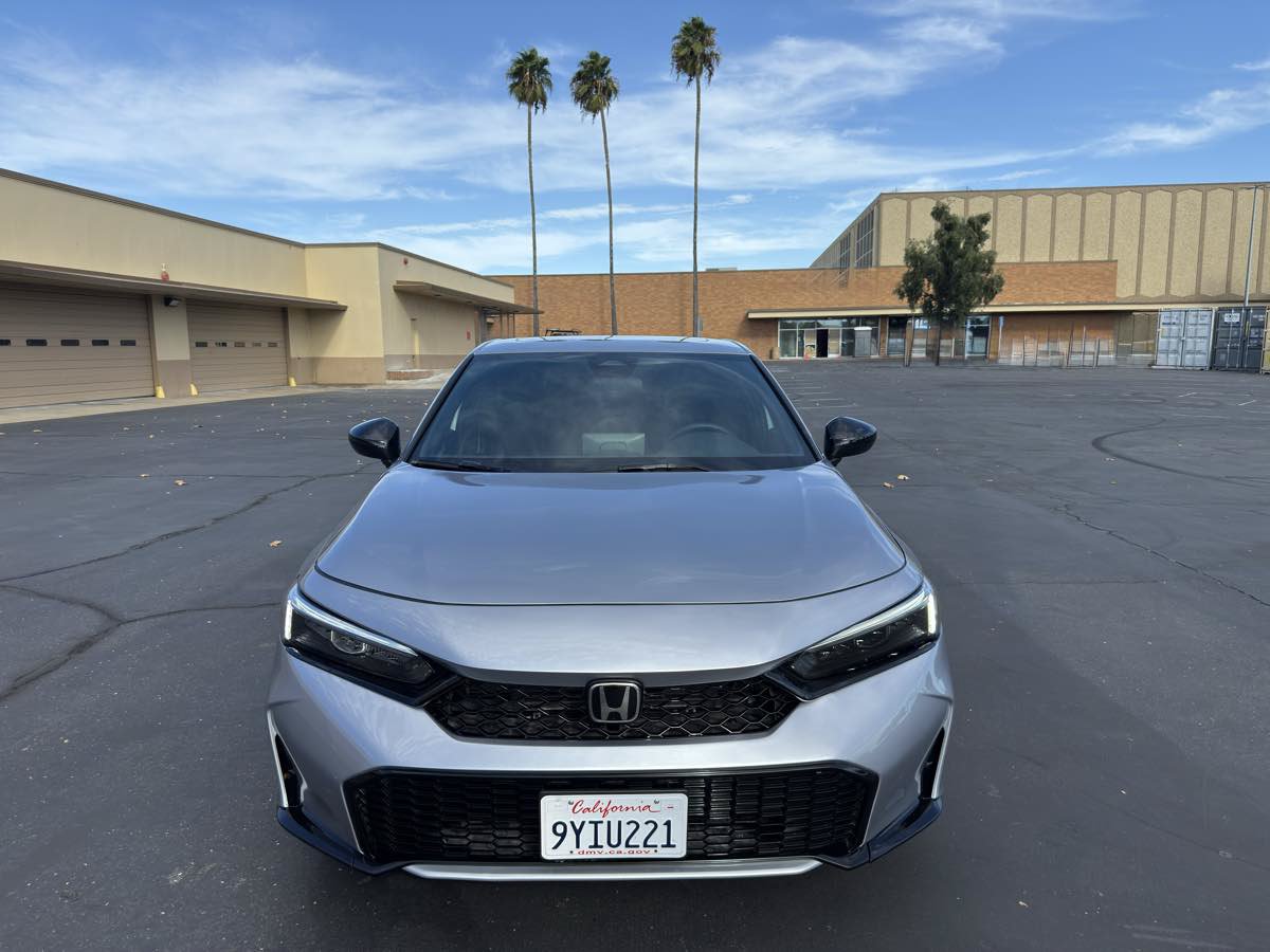 Used 2025 Honda Civic Sport image 2