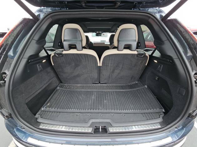 Used 2026 Volvo XC90 B6 Plus AWD/4WD image 9