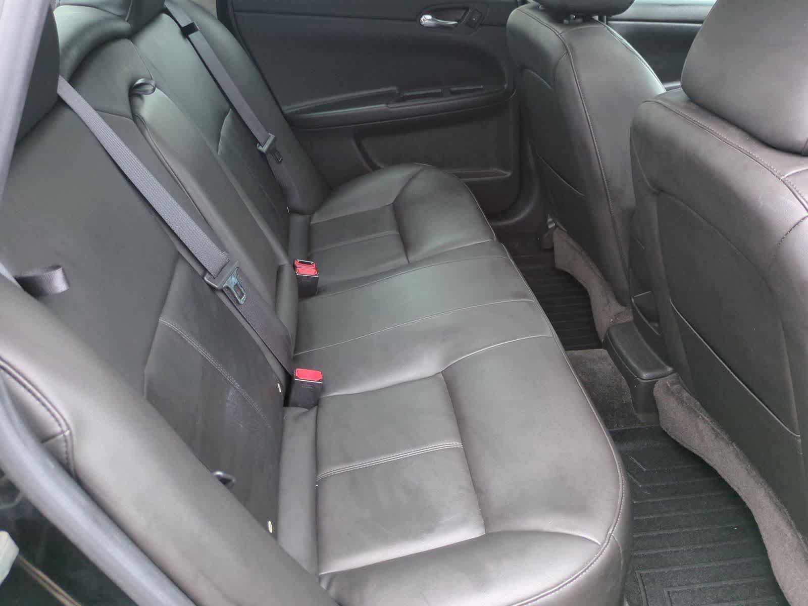 Used 2012 Chevrolet Impala LTZ FWD image 21