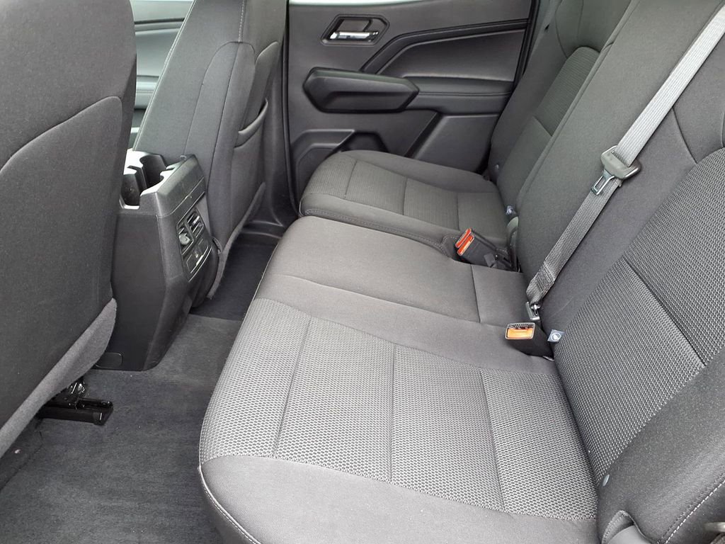 Used 2024 Chevrolet Colorado LT w/ LT Convenience Package image 11