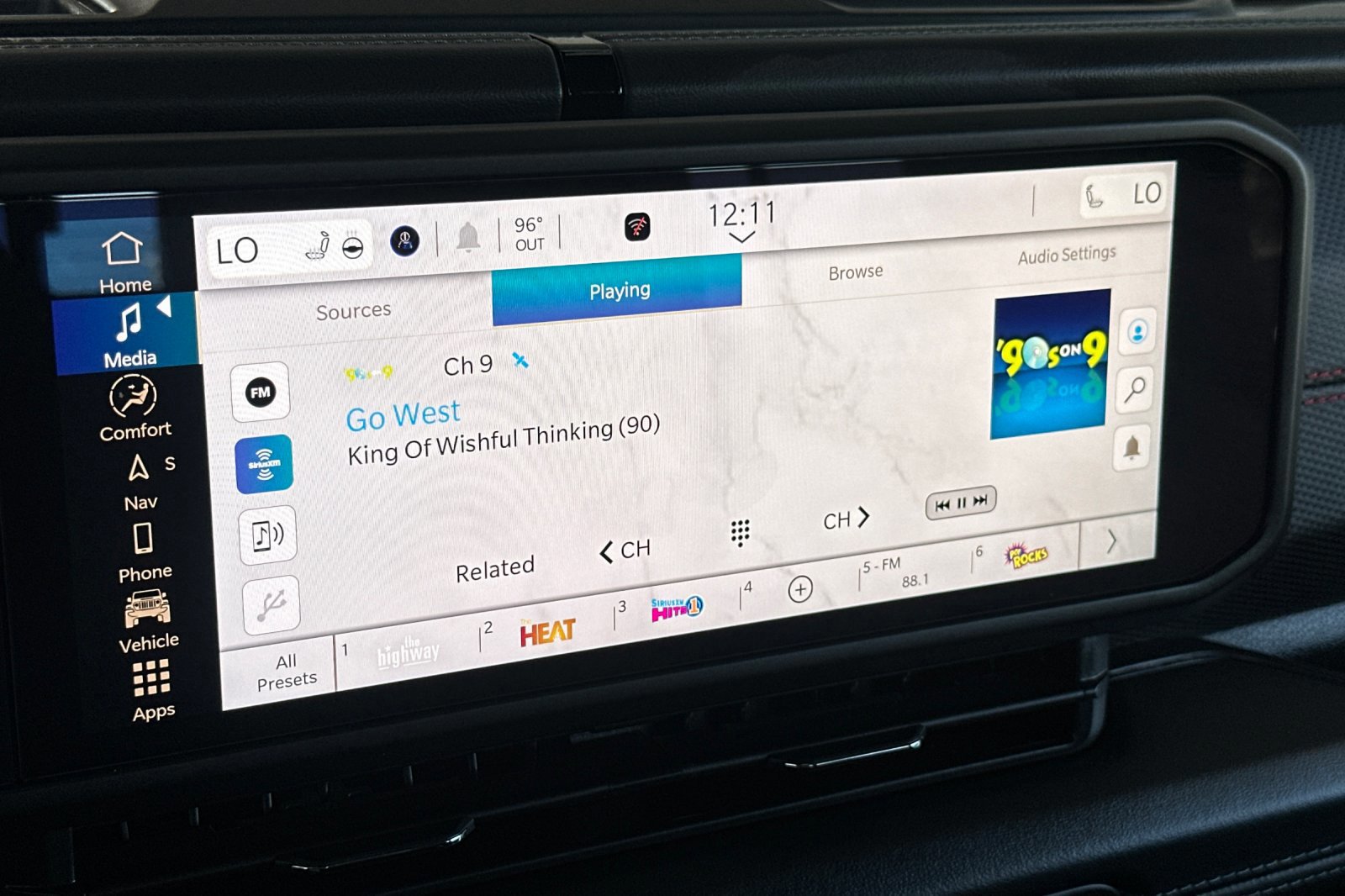 New 2025 Jeep Gladiator Rubicon image 17