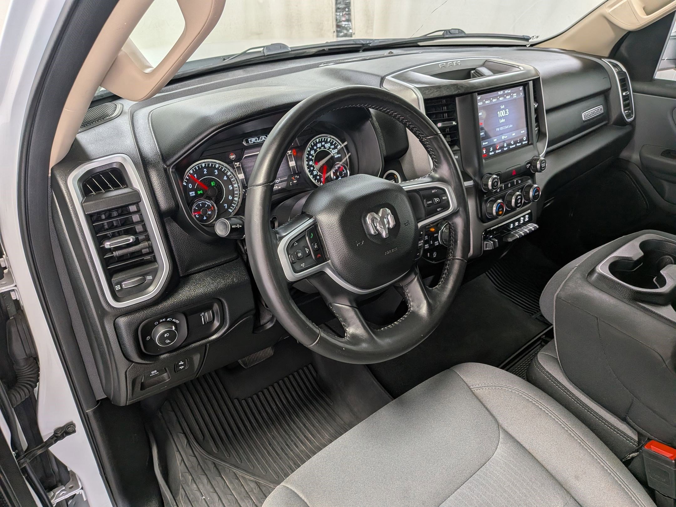 Used 2020 RAM 1500 Big Horn image 15