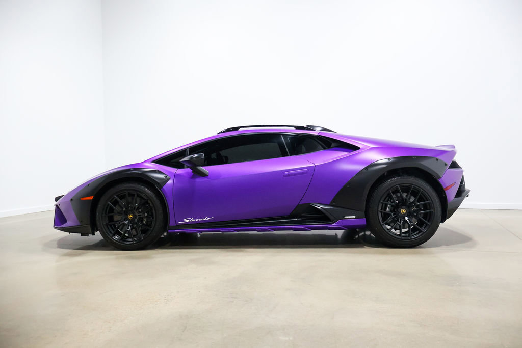 Used 2024 Lamborghini Huracan Sterrato AWD/4WD image 4