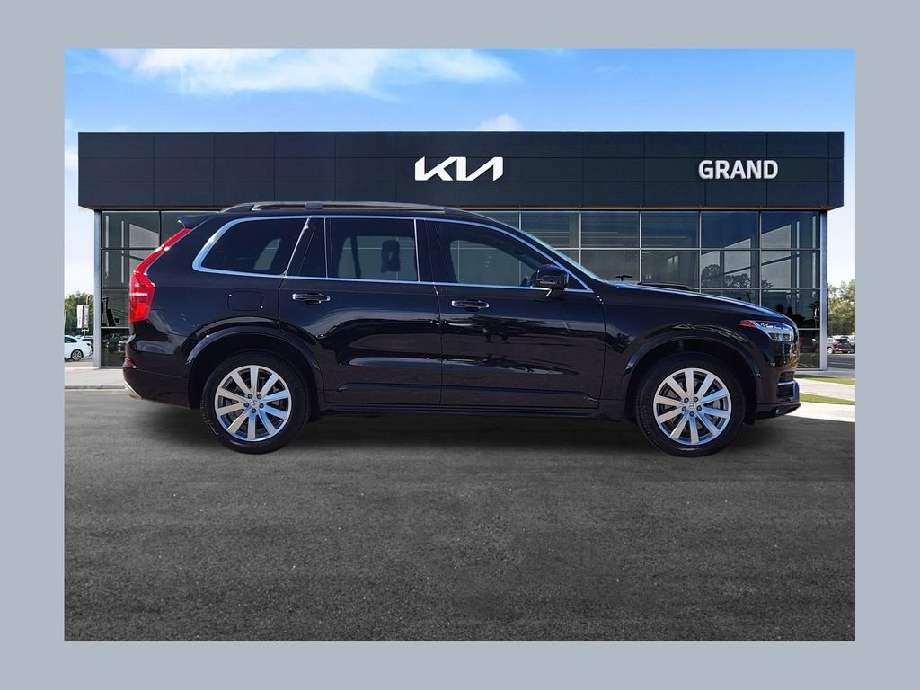 Used 2016 Volvo XC90 T6 Momentum w/ Momentum Plus Package AWD/4WD image 1