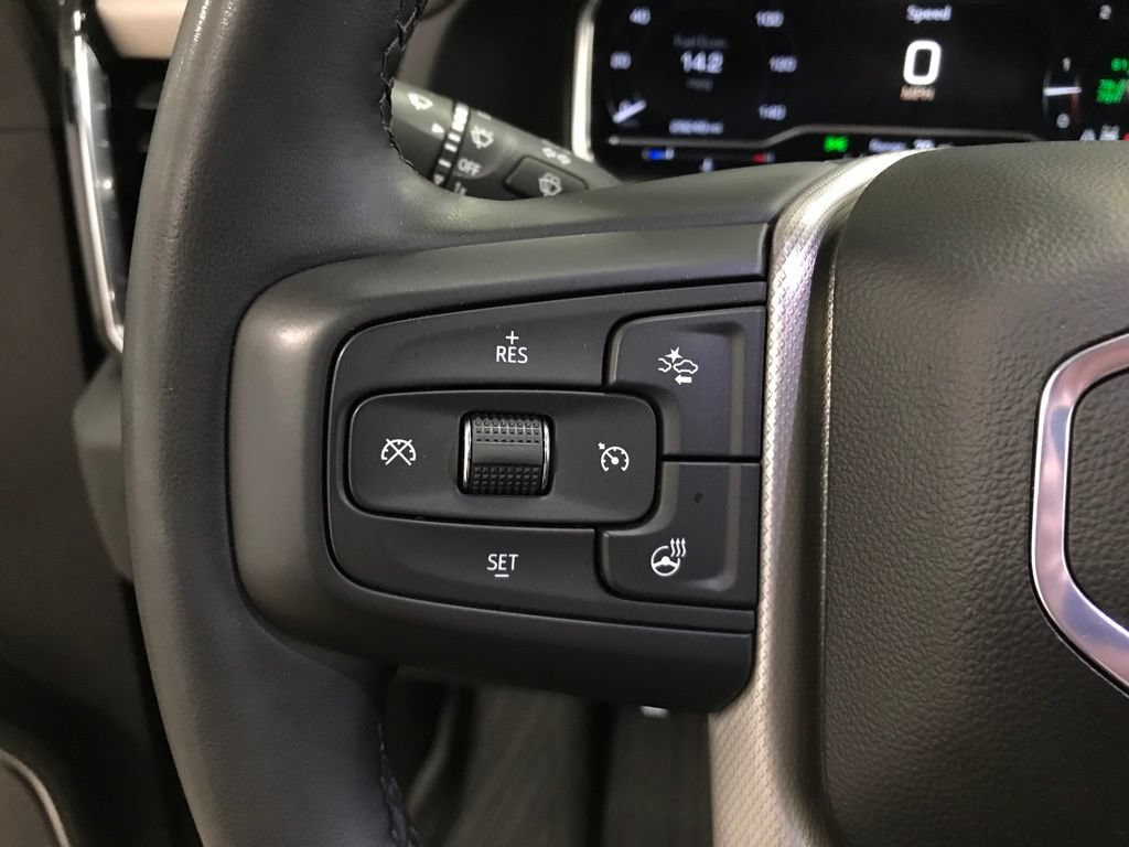Used 2024 GMC Sierra 3500 Denali w/ Denali Reserve Package AWD/4WD image 18