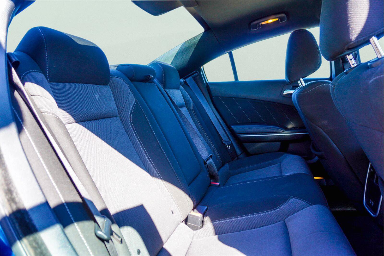 Used 2022 Dodge Charger SXT RWD image 10